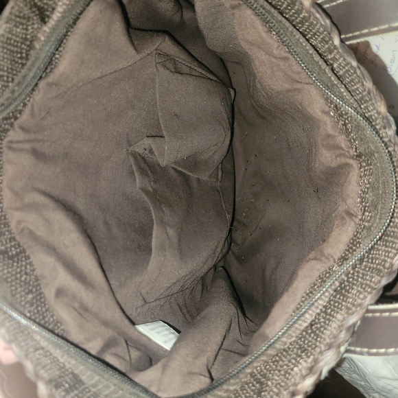 Elegant Straw Woven Brown Tote Bag - Picture 3 of 5